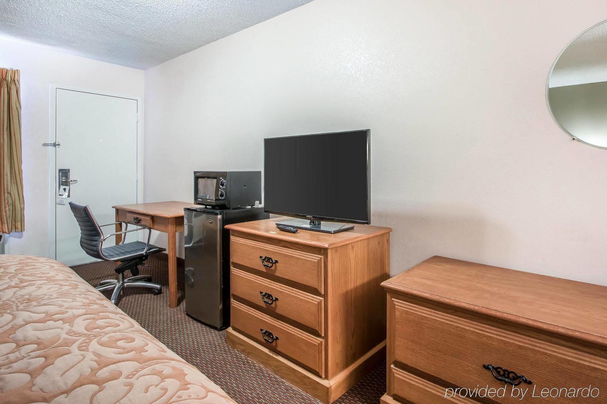 Americas Best Value Inn - Brookhaven Extérieur photo