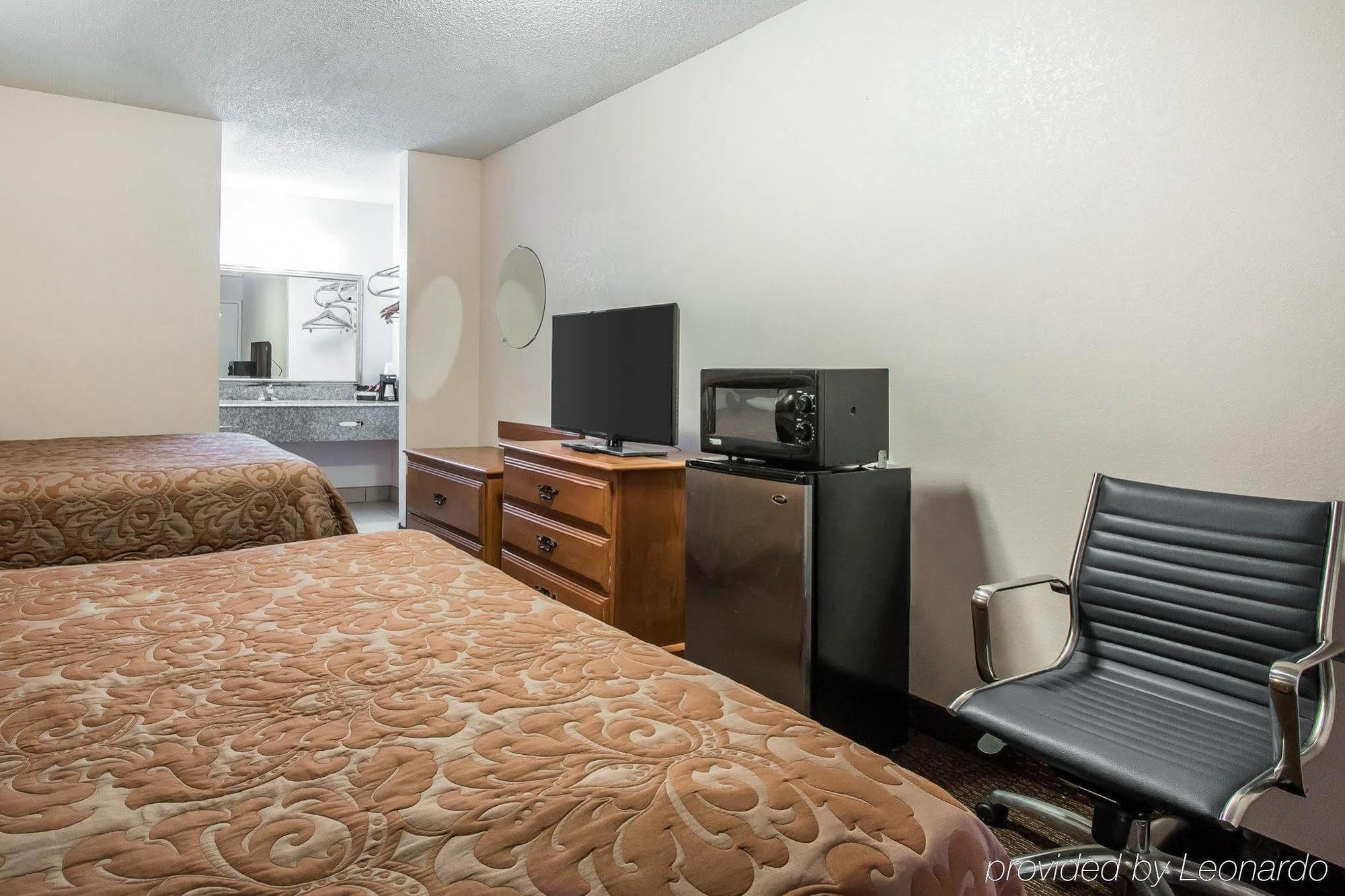 Americas Best Value Inn - Brookhaven Extérieur photo