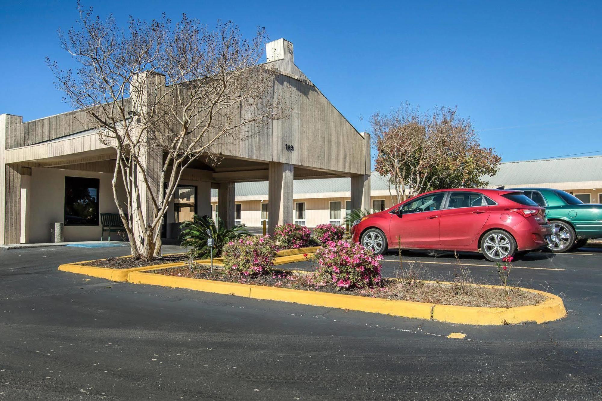 Americas Best Value Inn - Brookhaven Extérieur photo